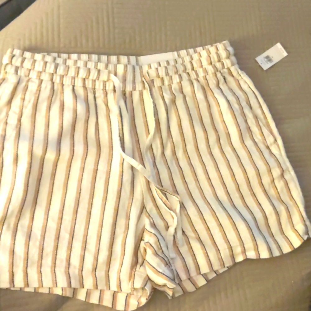 COPY - NWT Old Navy cotton Linen 4 Pocket Shorts